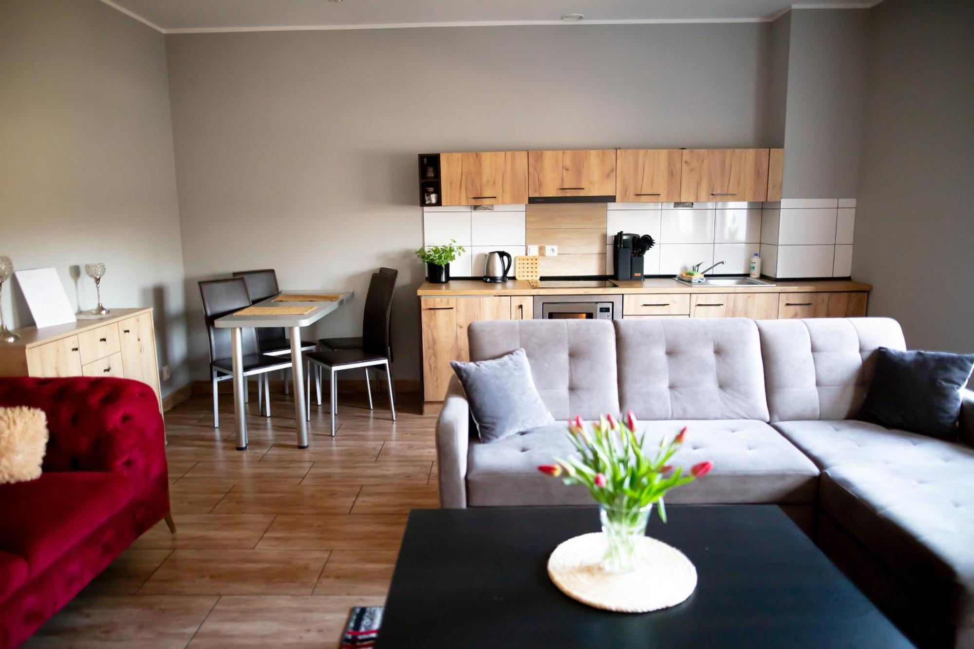 Apartamenty Energo บือตอม ภายนอก รูปภาพ