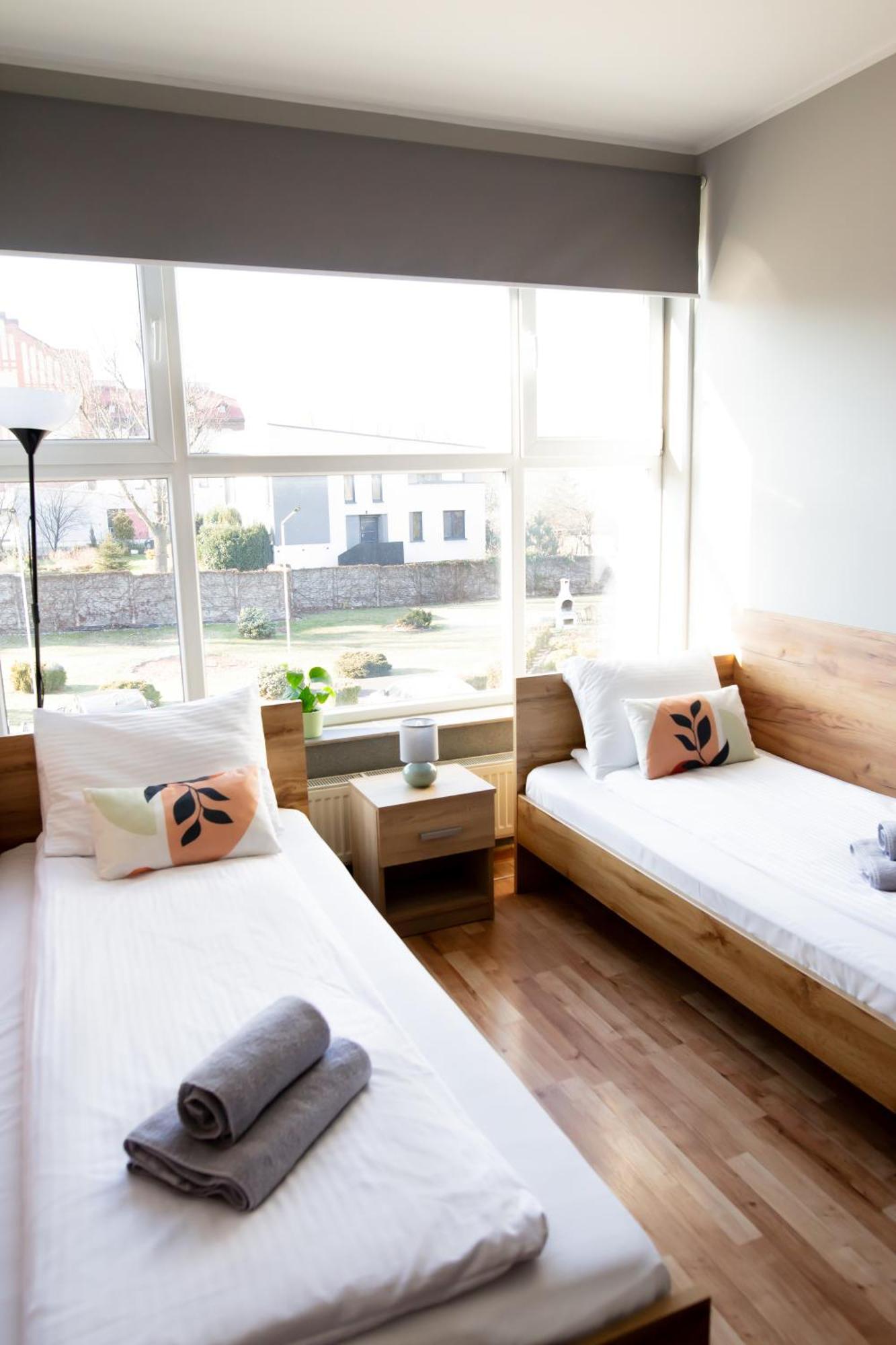 Apartamenty Energo บือตอม ภายนอก รูปภาพ