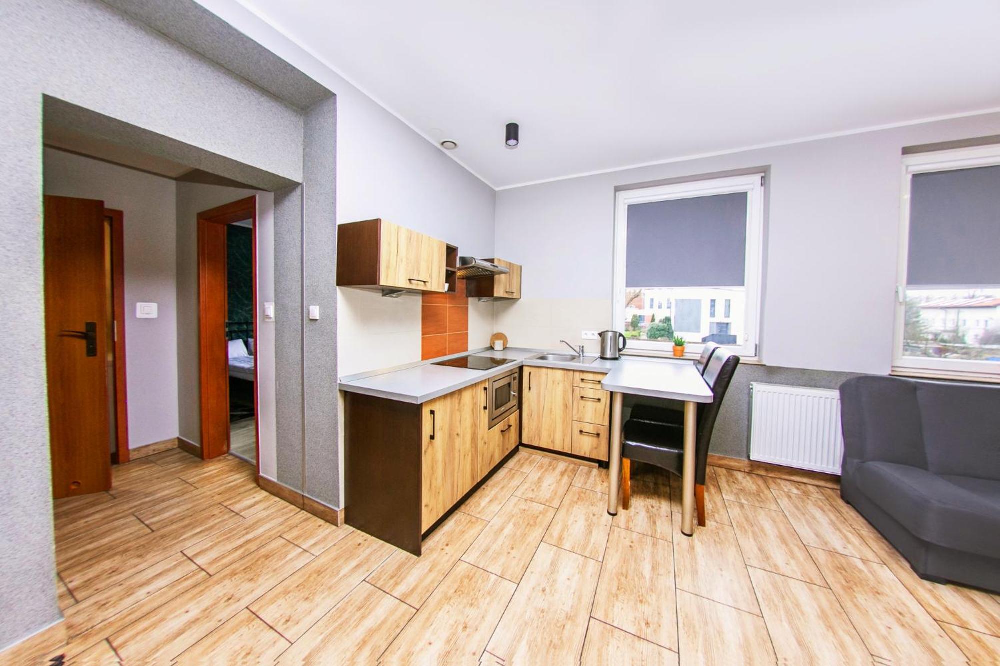 Apartamenty Energo บือตอม ภายนอก รูปภาพ